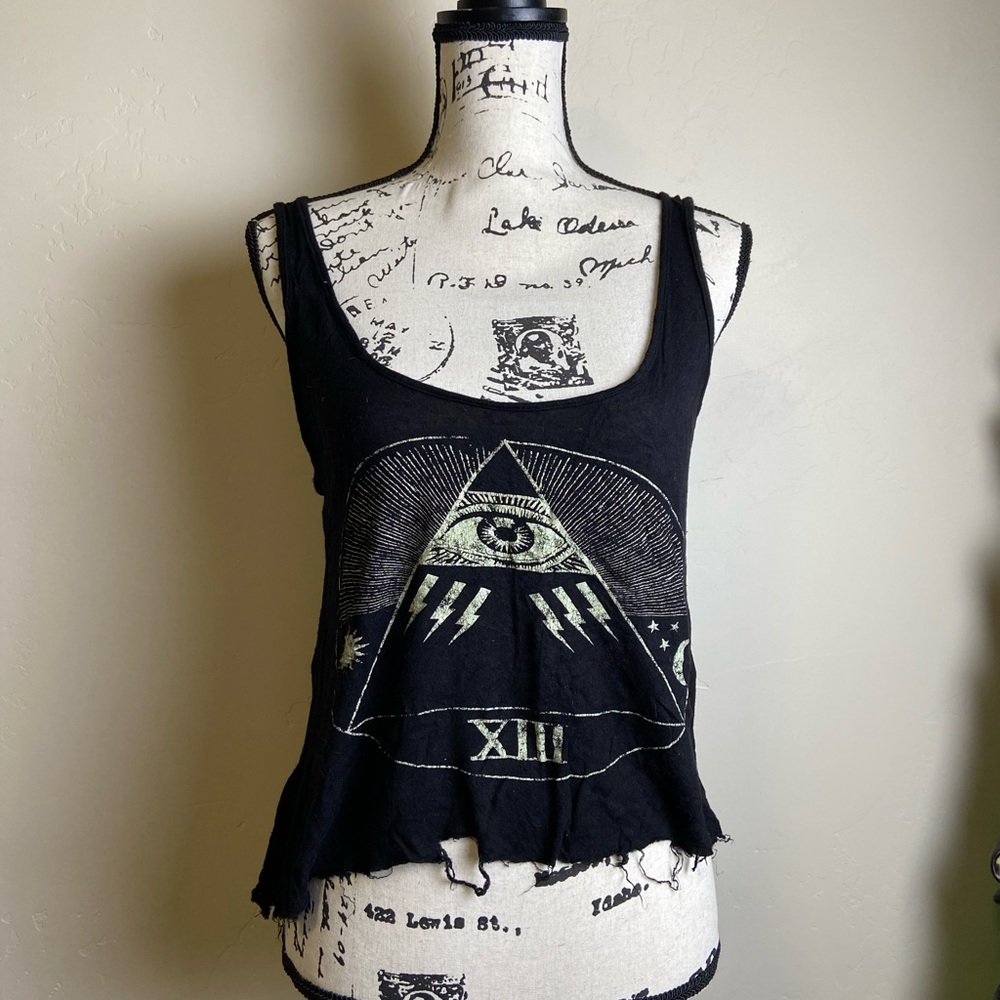 Third Eye Pyramid Black Distressed Tank Top Size Medium Women’s